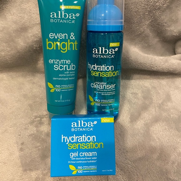 alba botanica hydration sensation micellar cleanser